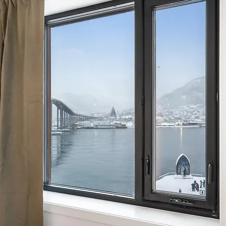 아파트 Northern Lights Haven 2bd Sea View *