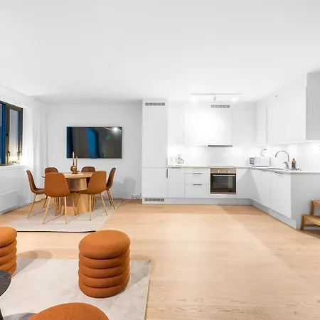 Northern Lights Haven 2bd Sea View Apartment Tromsø