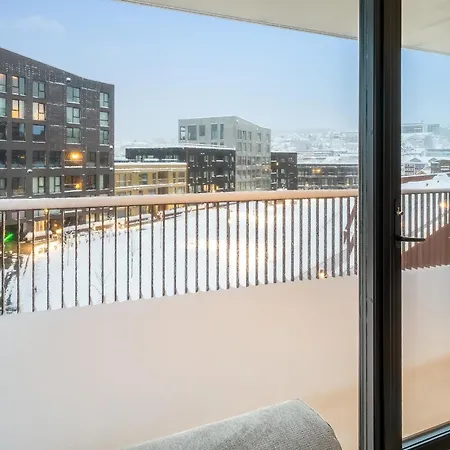 Northern Lights Haven 2bd Sea View *